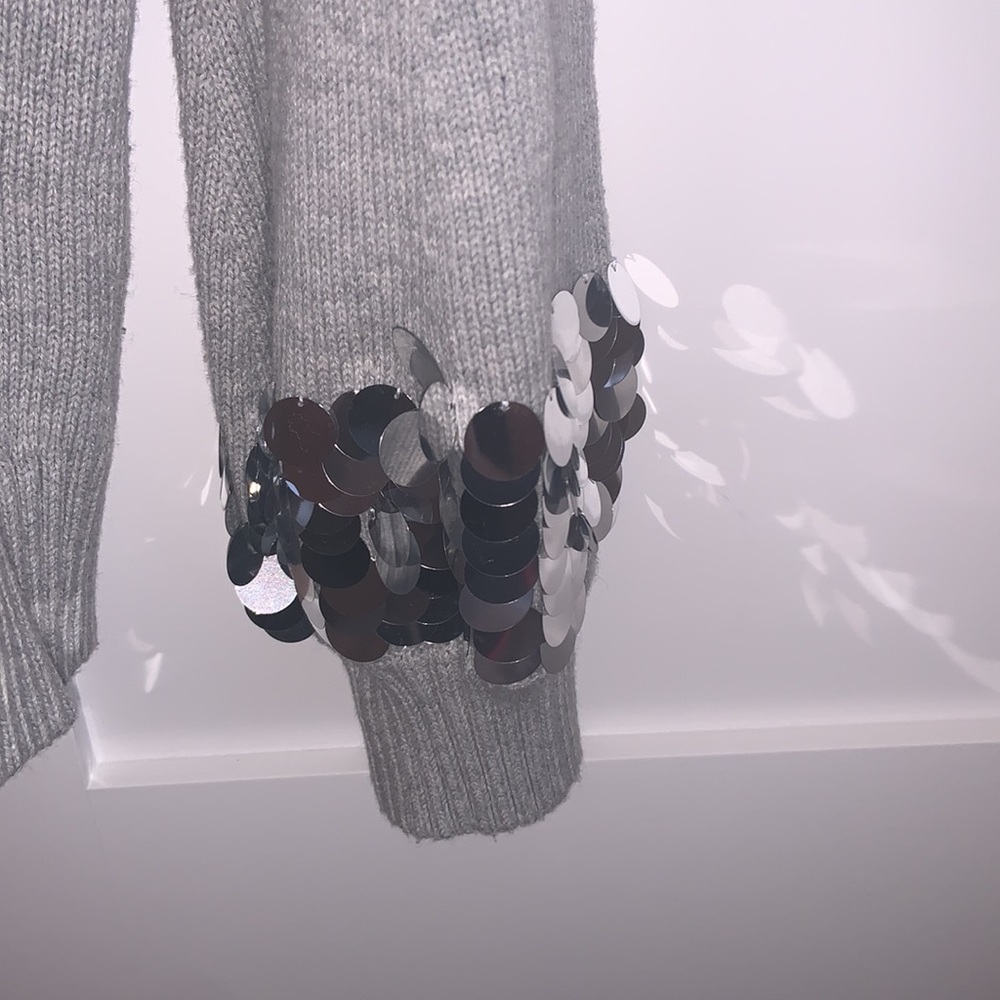Sweater - Picture 3 of 4